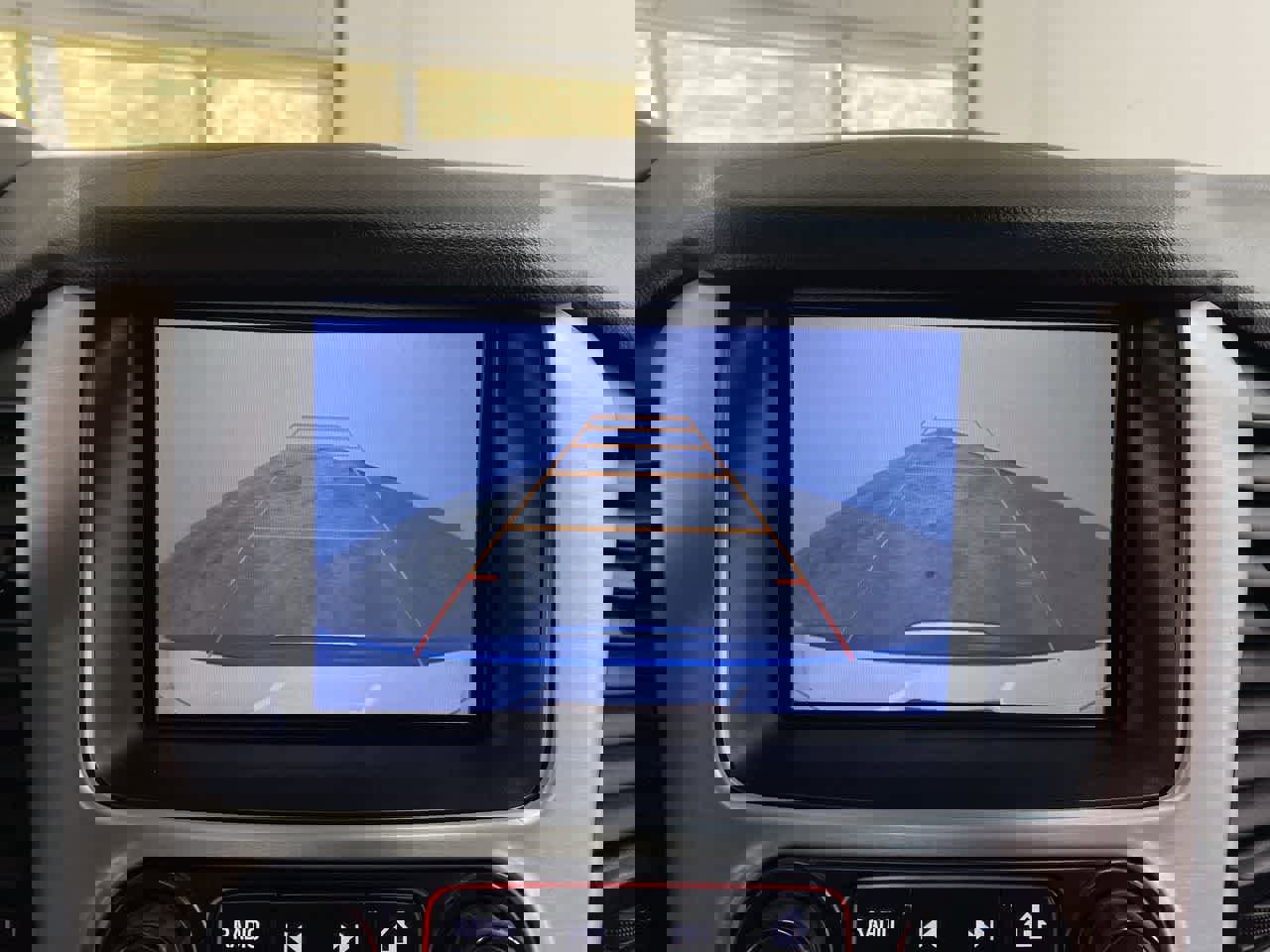 Used 2016 GMC Yukon SLT w/ Open Road Package image 24