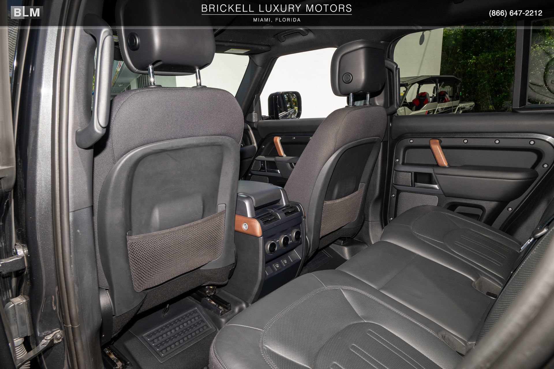 Used 2024 Land Rover Defender 110 X AWD/4WD image 22