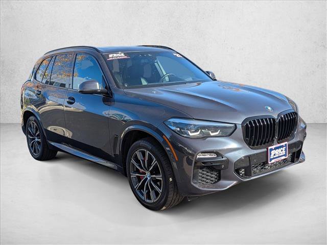 Used 2021 BMW X5 xDrive40i w/ M Sport Package image 3