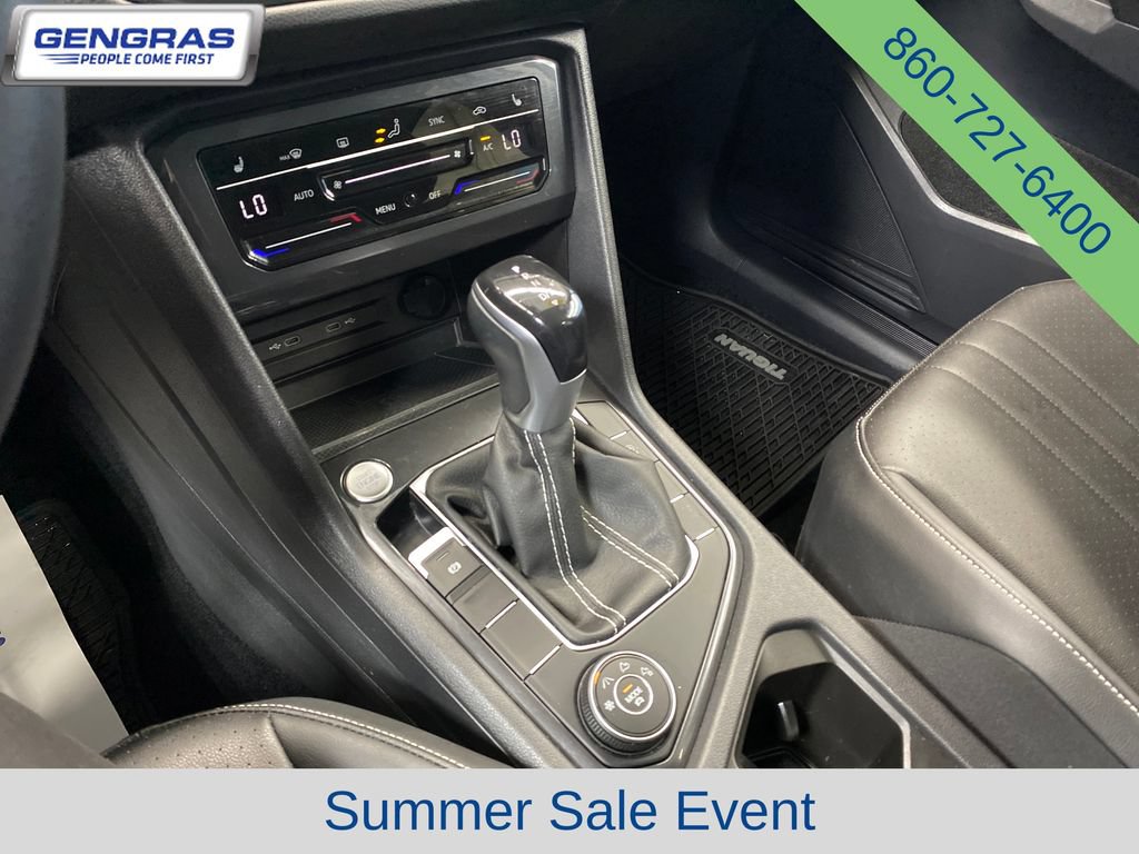 Used 2023 Volkswagen Tiguan SE AWD/4WD image 15