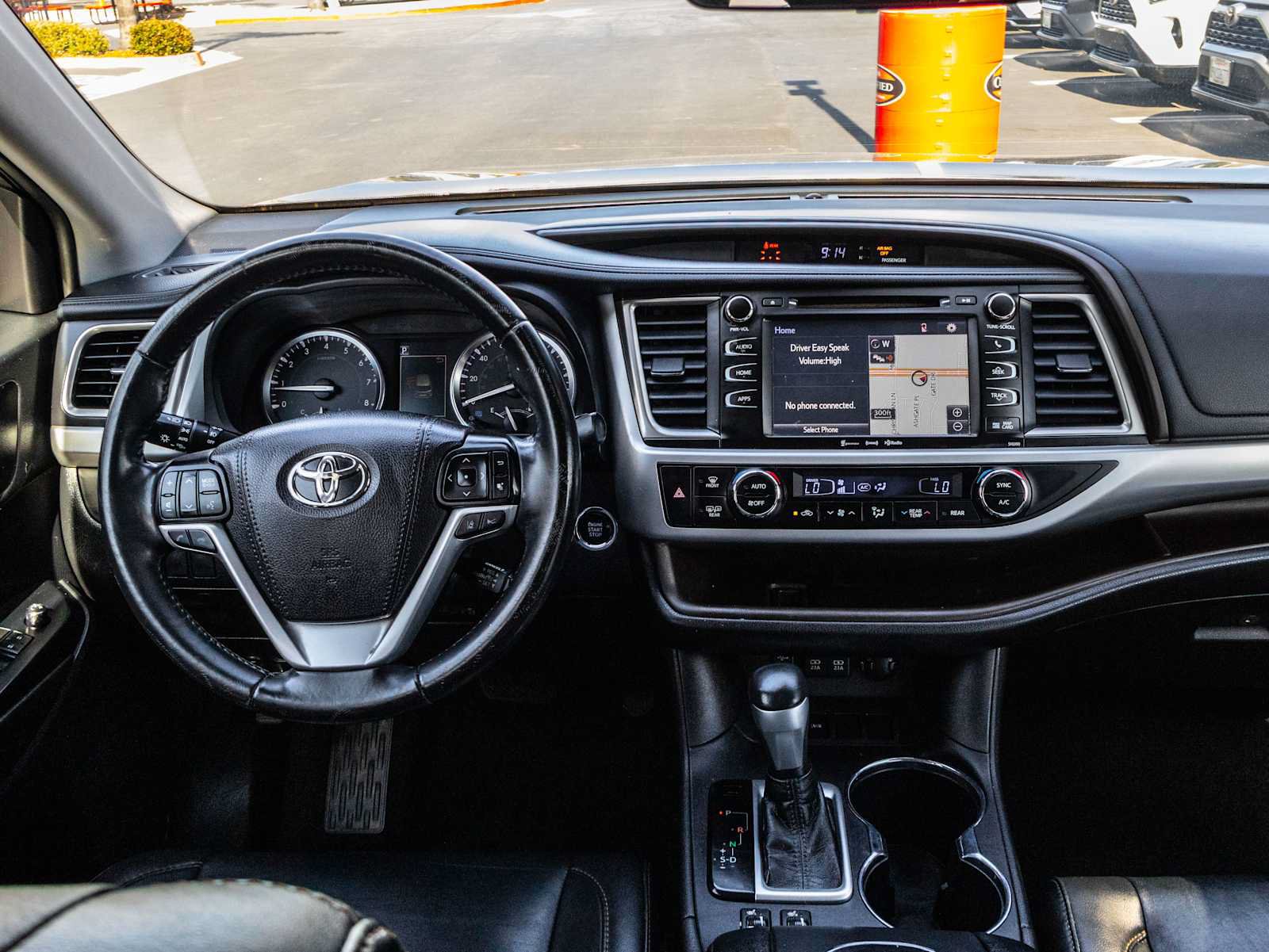 Certified 2019 Toyota Highlander XLE FWD image 27