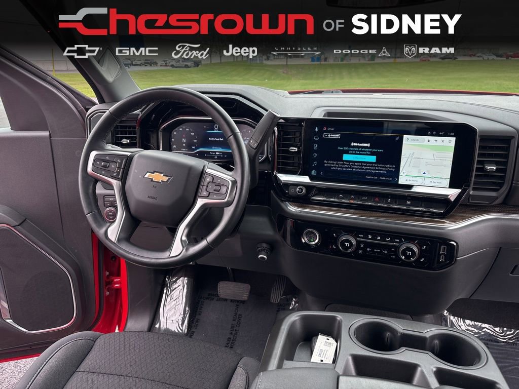 Used 2023 Chevrolet Silverado 1500 LT AWD/4WD image 31