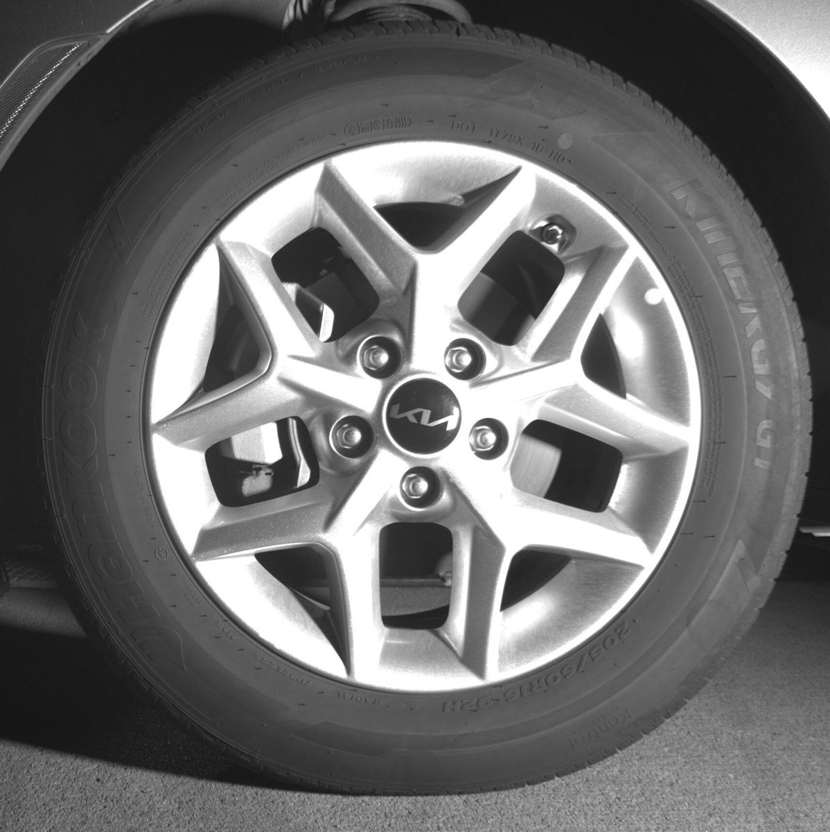 Used 2025 Kia Soul LX w/ LX Technology Package image 9