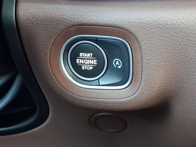 Certified 2025 Mercedes-Benz GLS 450 4MATIC image 25