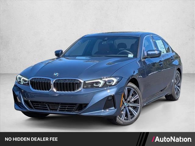 New 2026 BMW 330i xDrive Sedan w/ Premium Package