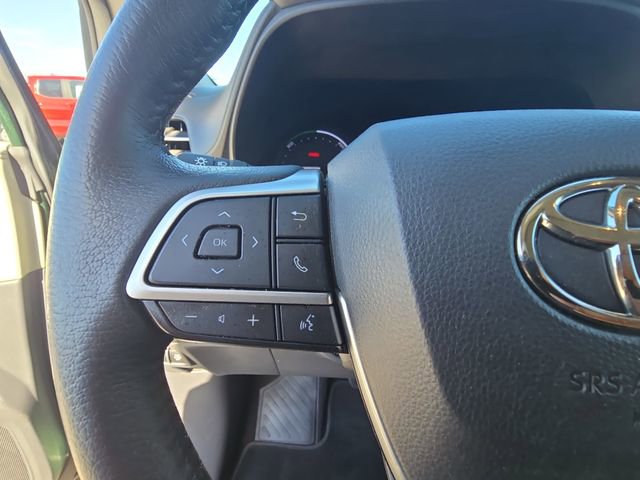 Used 2021 Toyota Sienna XLE image 18
