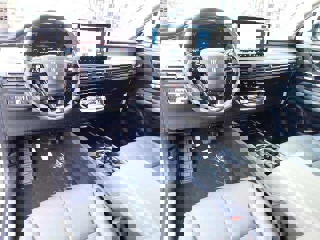 New 2026 Lincoln Corsair Premiere image 17