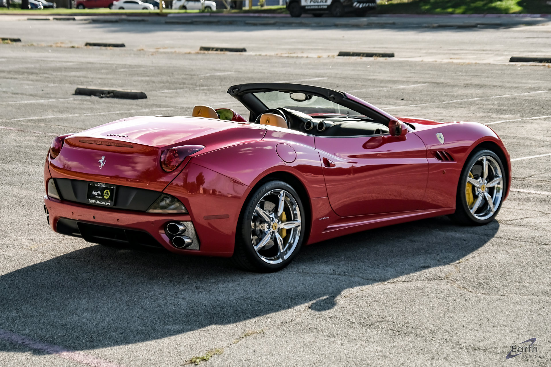 Used 2014 Ferrari California RWD image 21