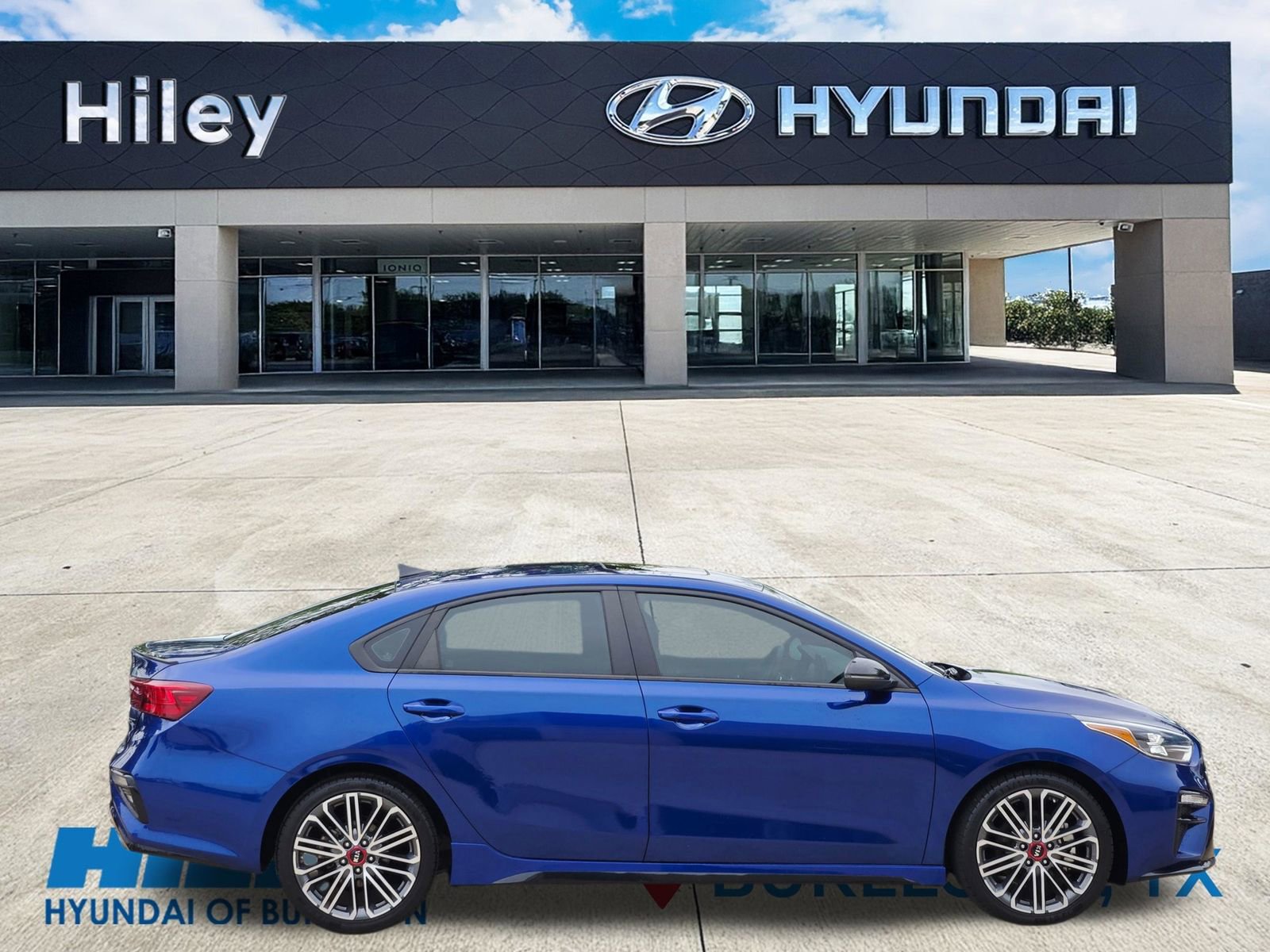 Used 2021 Kia Forte GT w/ GT2 Package FWD image 3