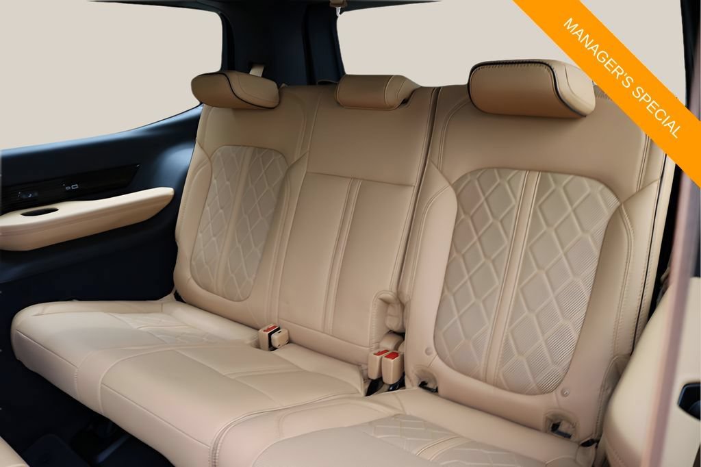 New 2026 Jeep Grand Wagoneer Summit AWD/4WD image 17