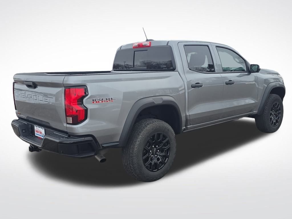 Used 2024 Chevrolet Colorado Trail Boss w/ Technology Package AWD/4WD image 6