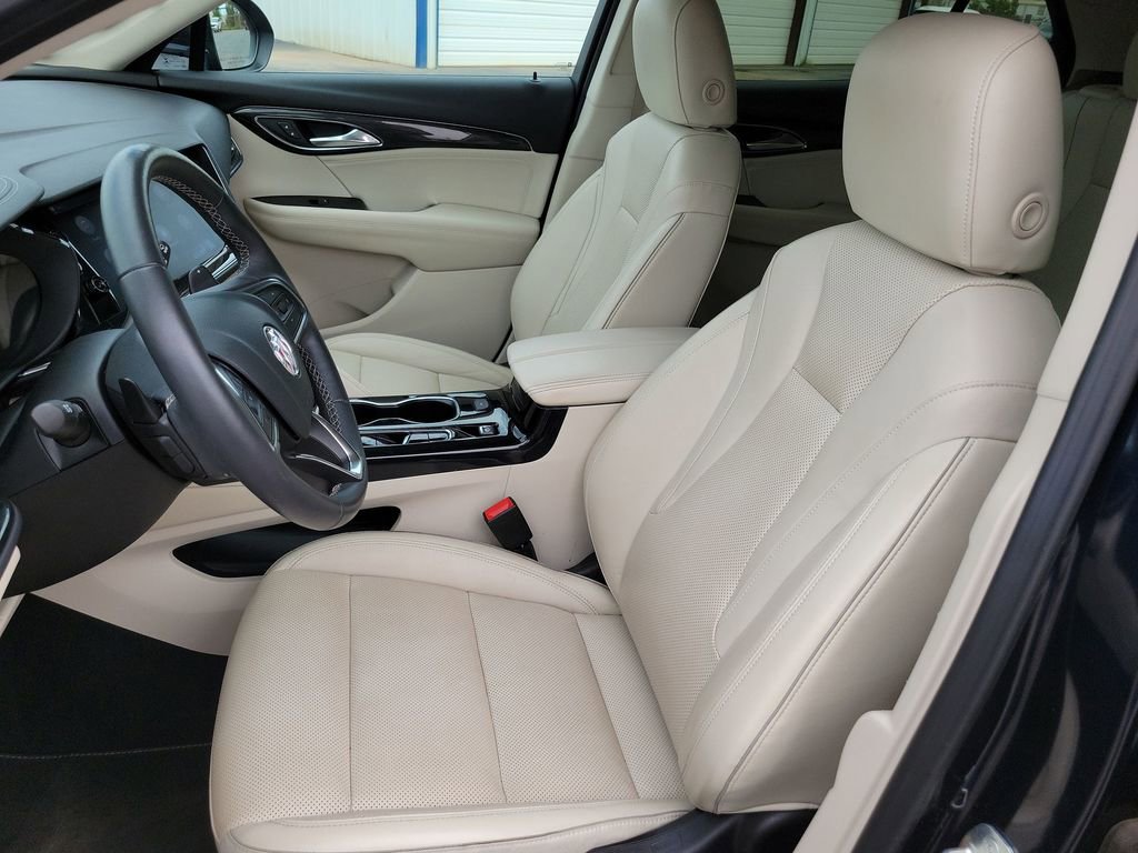 Used 2021 Buick Envision Essence FWD image 16