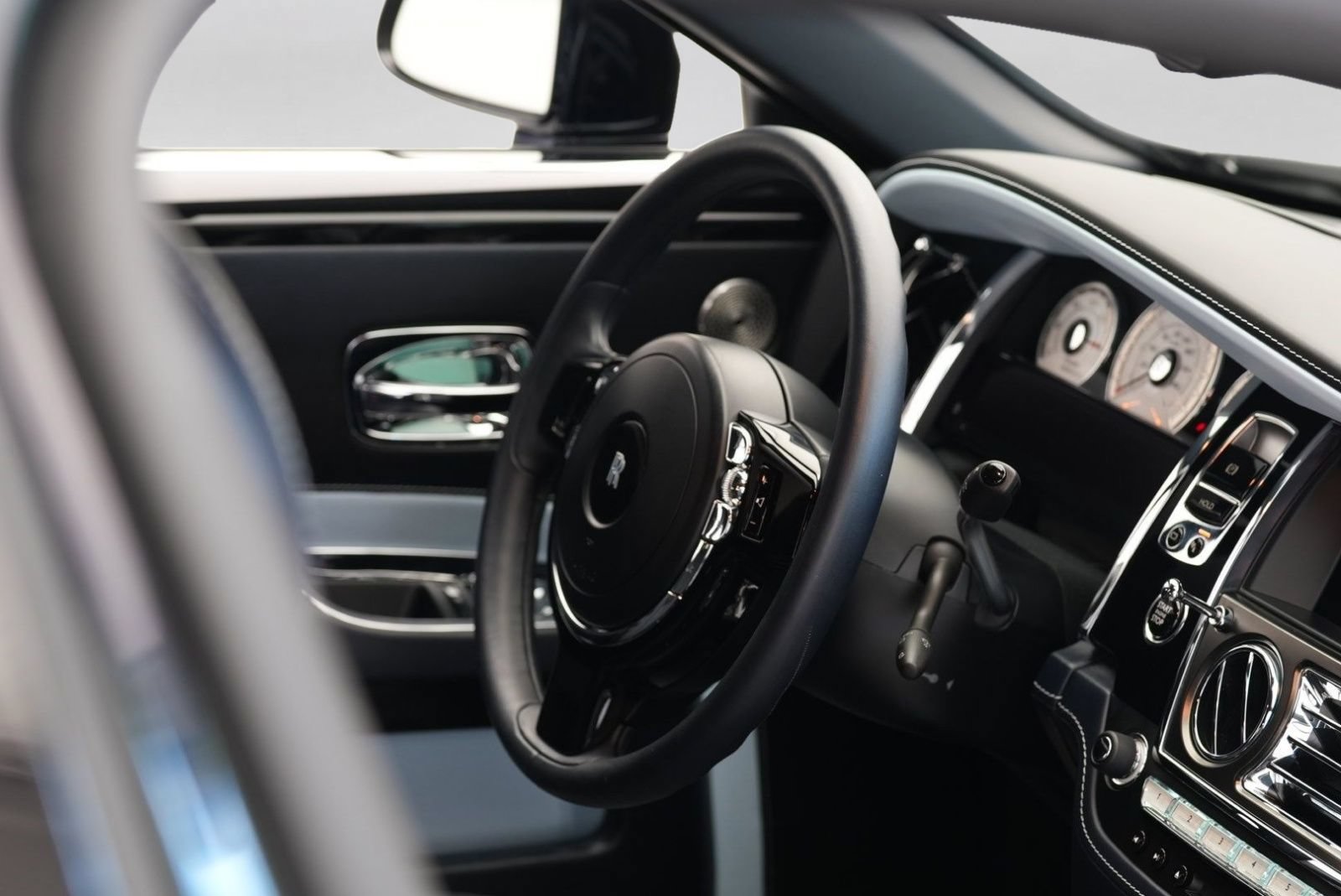 Certified 2020 Rolls-Royce Ghost RWD image 44
