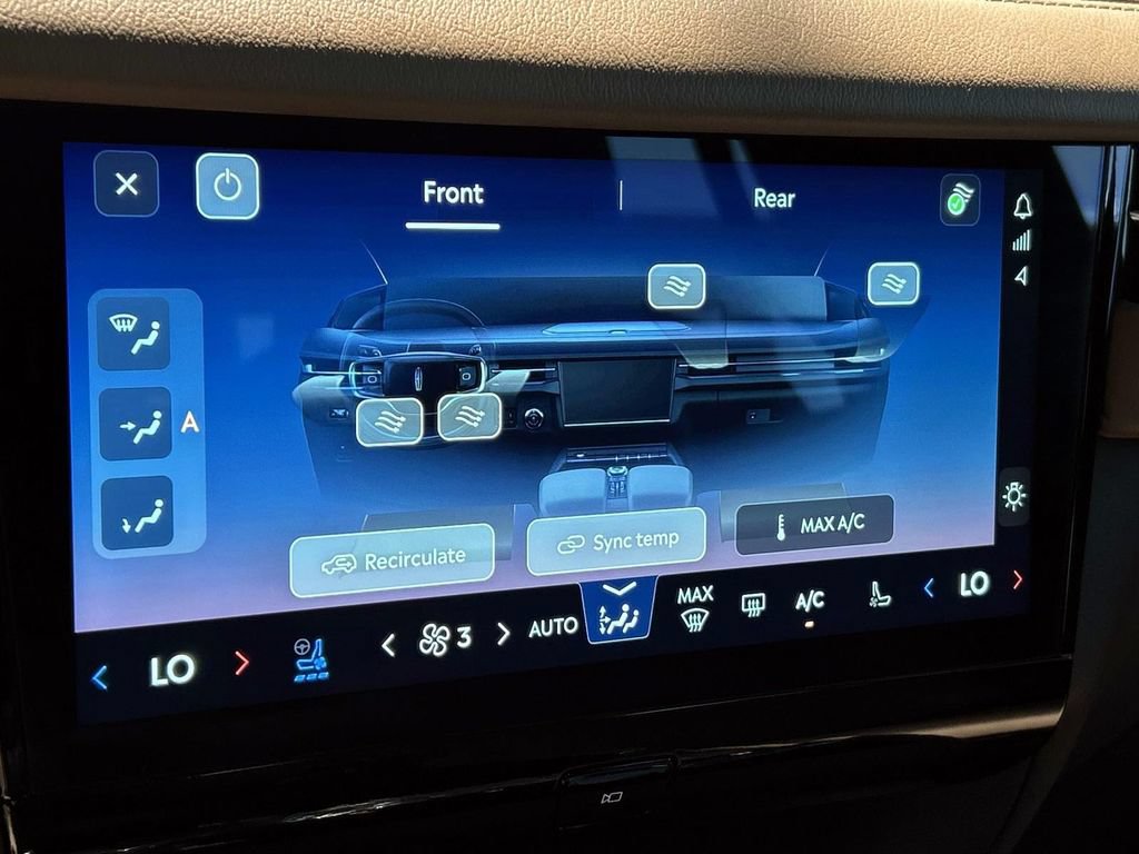 Used 2025 Lincoln Navigator L Black Label AWD/4WD image 43