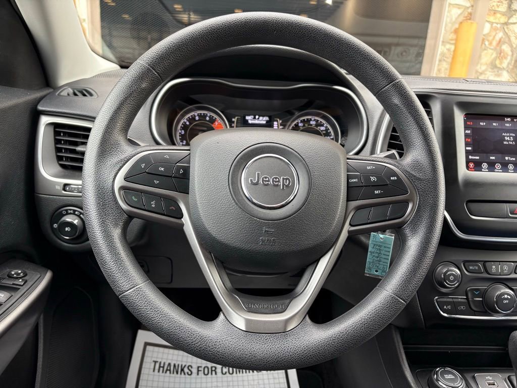 Used 2019 Jeep Cherokee Latitude w/ Popular Appearance Group image 25