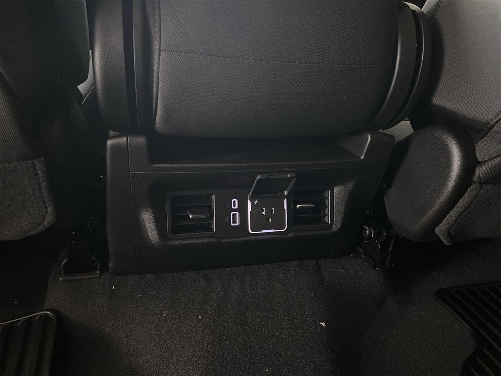 New 2026 GMC Sierra 1500 SLE image 37