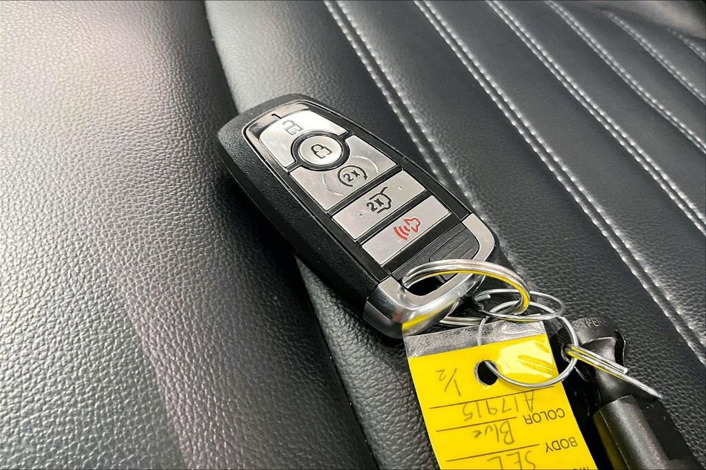 Certified 2023 Ford Edge SEL w/ Convenience Package AWD/4WD image 11