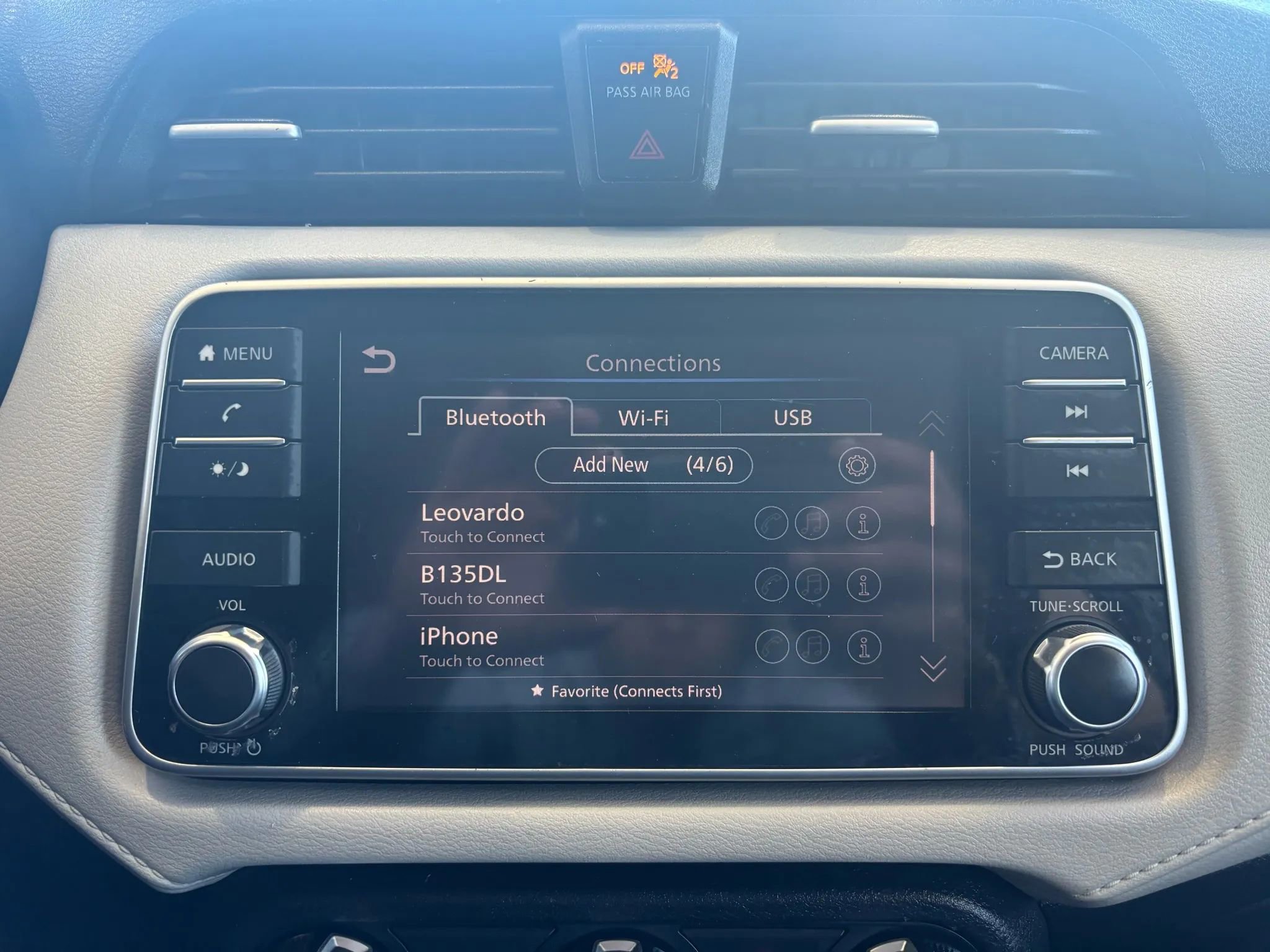 Used 2021 Nissan Versa SV image 16