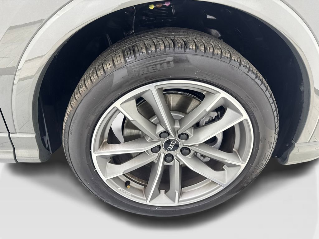 Used 2024 Audi Q3 2.0T Premium Plus w/ Premium Plus Package image 87