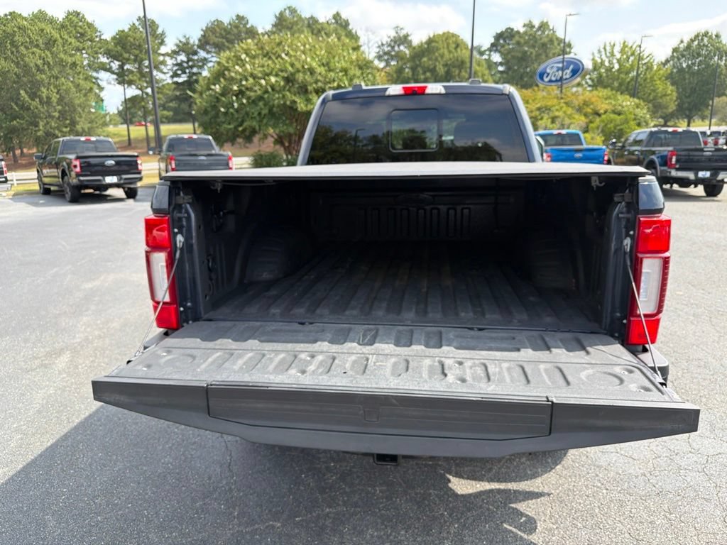 Used 2022 Ford F350 Lariat w/ Black Appearance Package AWD/4WD image 30