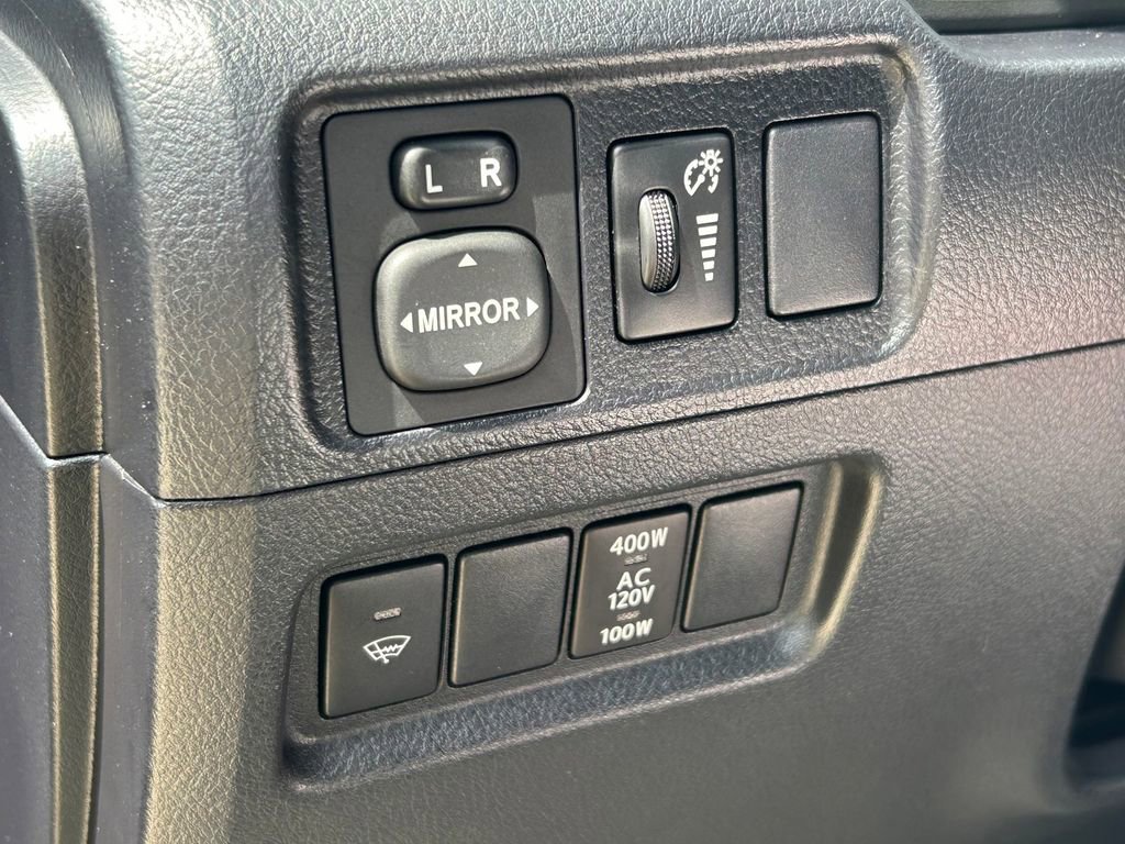 Used 2019 Toyota 4Runner TRD Off-Road Premium AWD/4WD image 27