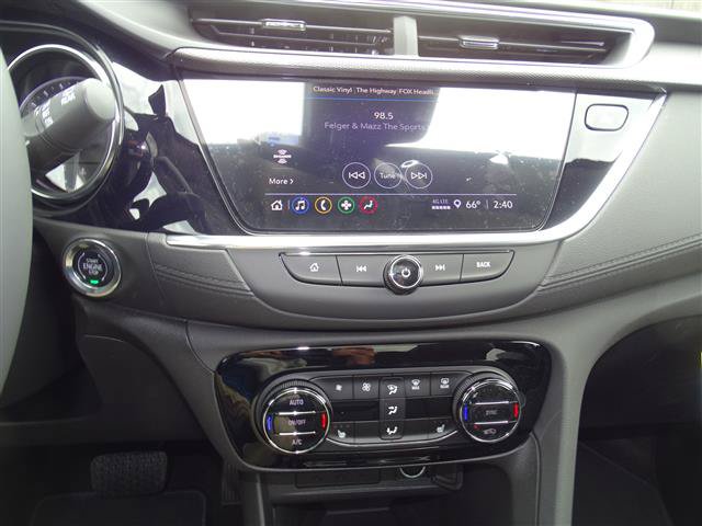 Used 2023 Buick Encore GX Essence w/ Experience Buick Package FWD image 10