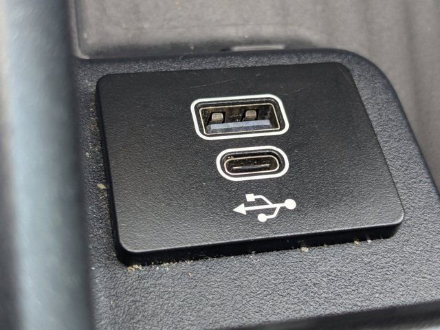 Used 2025 Ford Expedition Active RWD image 23