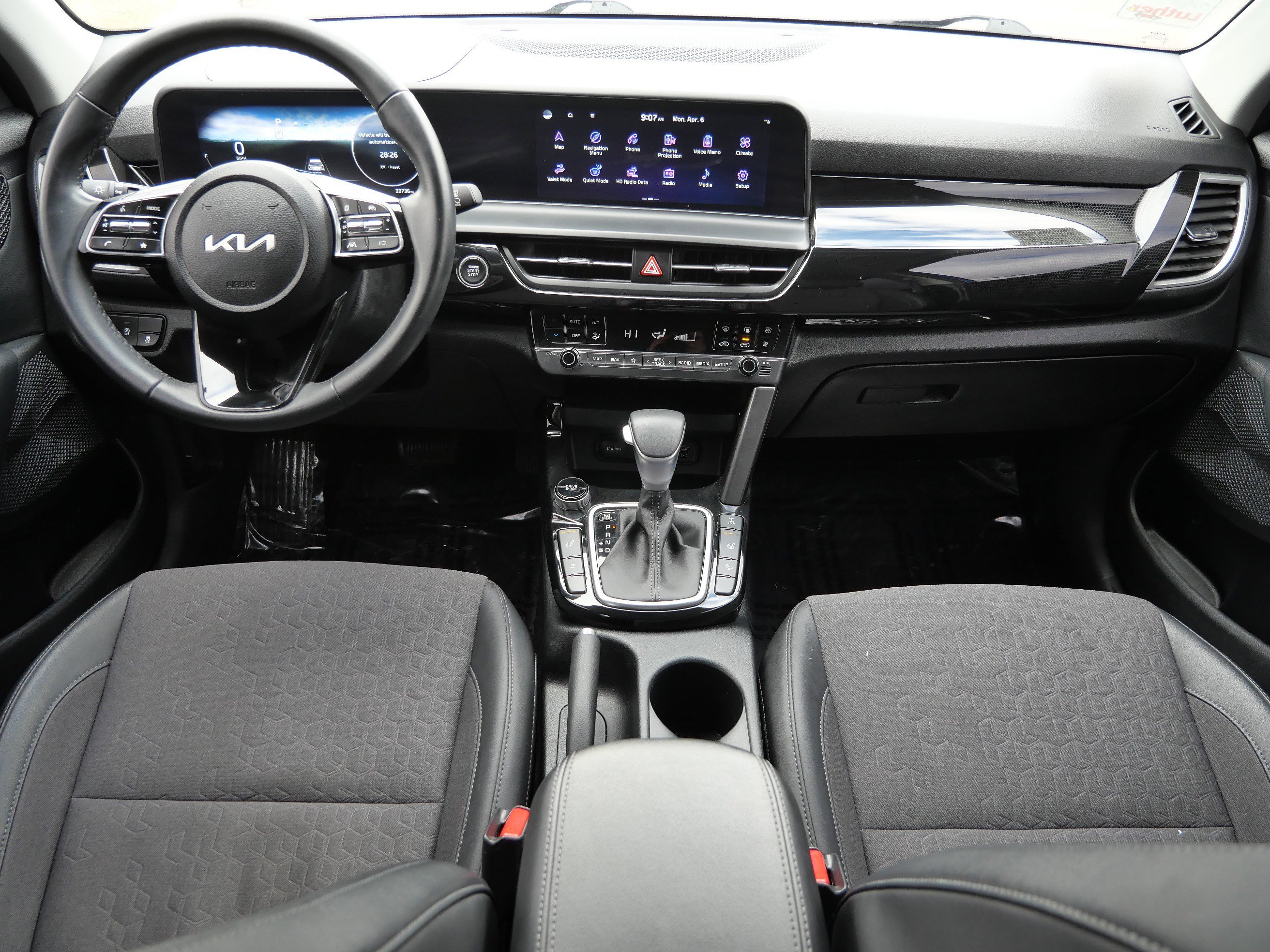 Used 2024 Kia Seltos S image 10