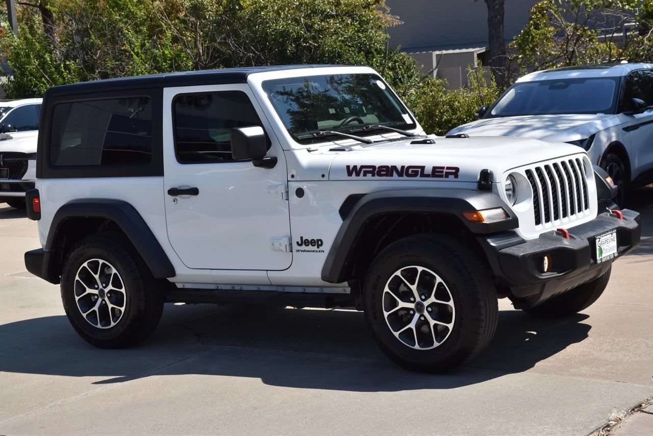 Used 2024 Jeep Wrangler Sport AWD/4WD image 5