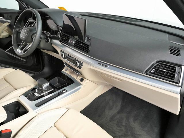 Used 2025 Audi Q5 2.0T Premium Plus AWD/4WD image 25