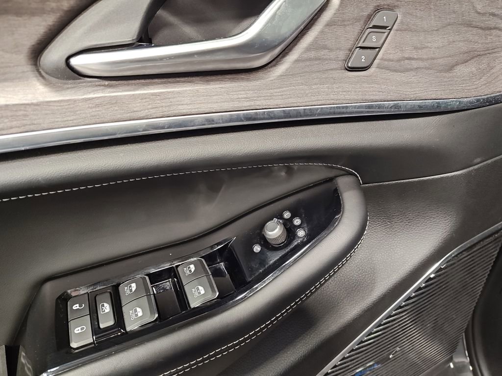 Used 2022 Jeep Grand Cherokee Overland image 18