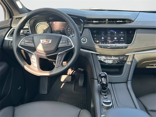New 2025 Cadillac XT5 Premium Luxury w/ Technology Package image 2