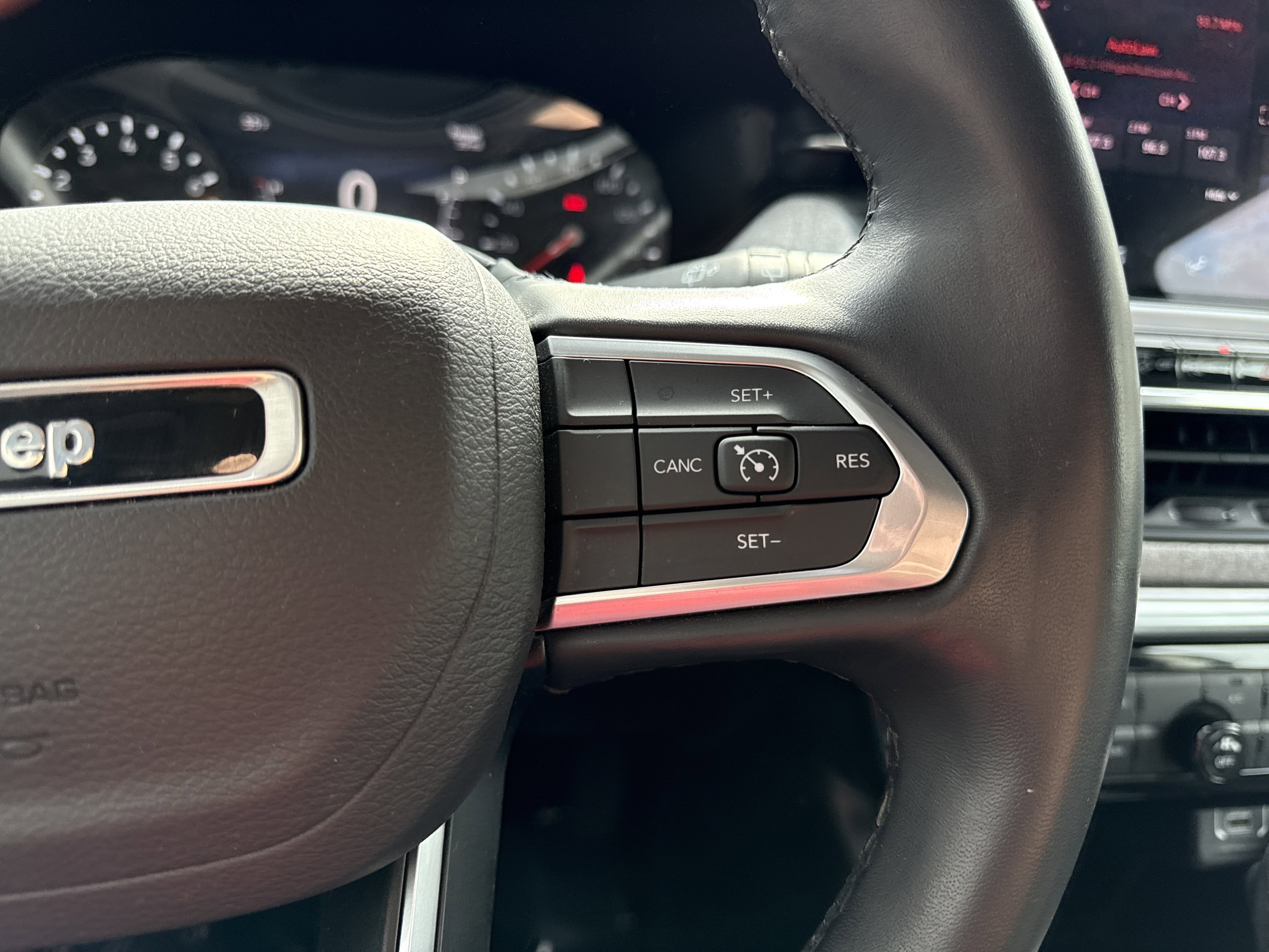 Used 2022 Jeep Compass Latitude image 26