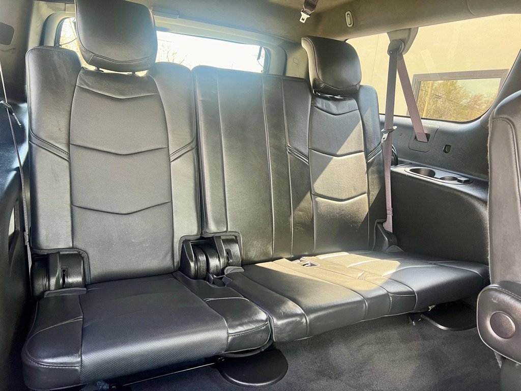 Used 2017 Cadillac Escalade ESV Platinum image 21