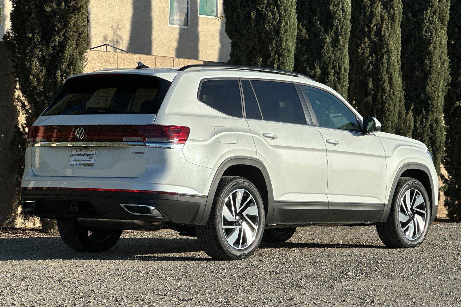New 2026 Volkswagen Atlas SE AWD/4WD image 3