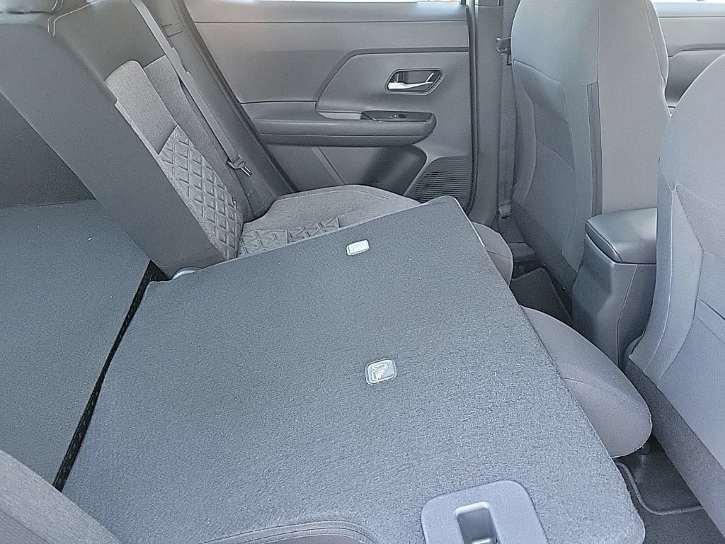 New 2026 Nissan Kicks SV AWD/4WD image 13