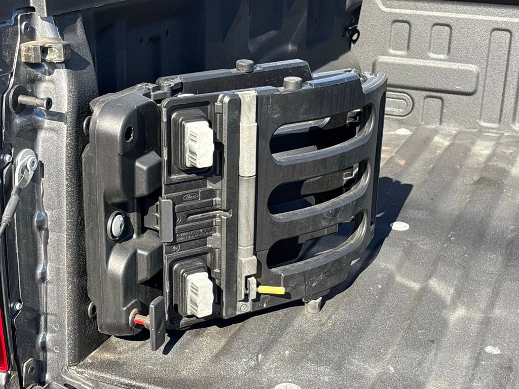 Used 2024 Ford F150 Lariat w/ FX4 Off-Road Package image 31