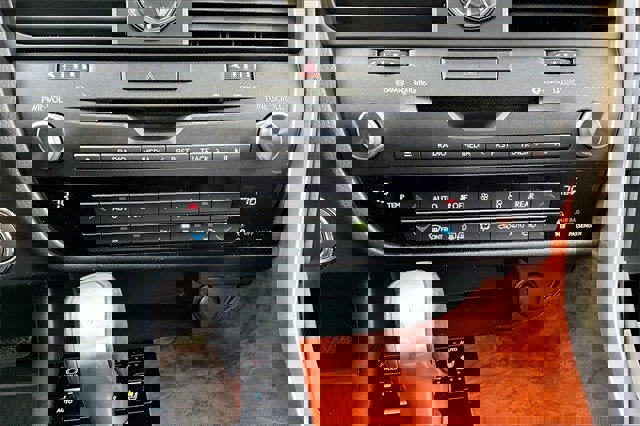 Used 2019 Lexus RX 350L AWD image 18