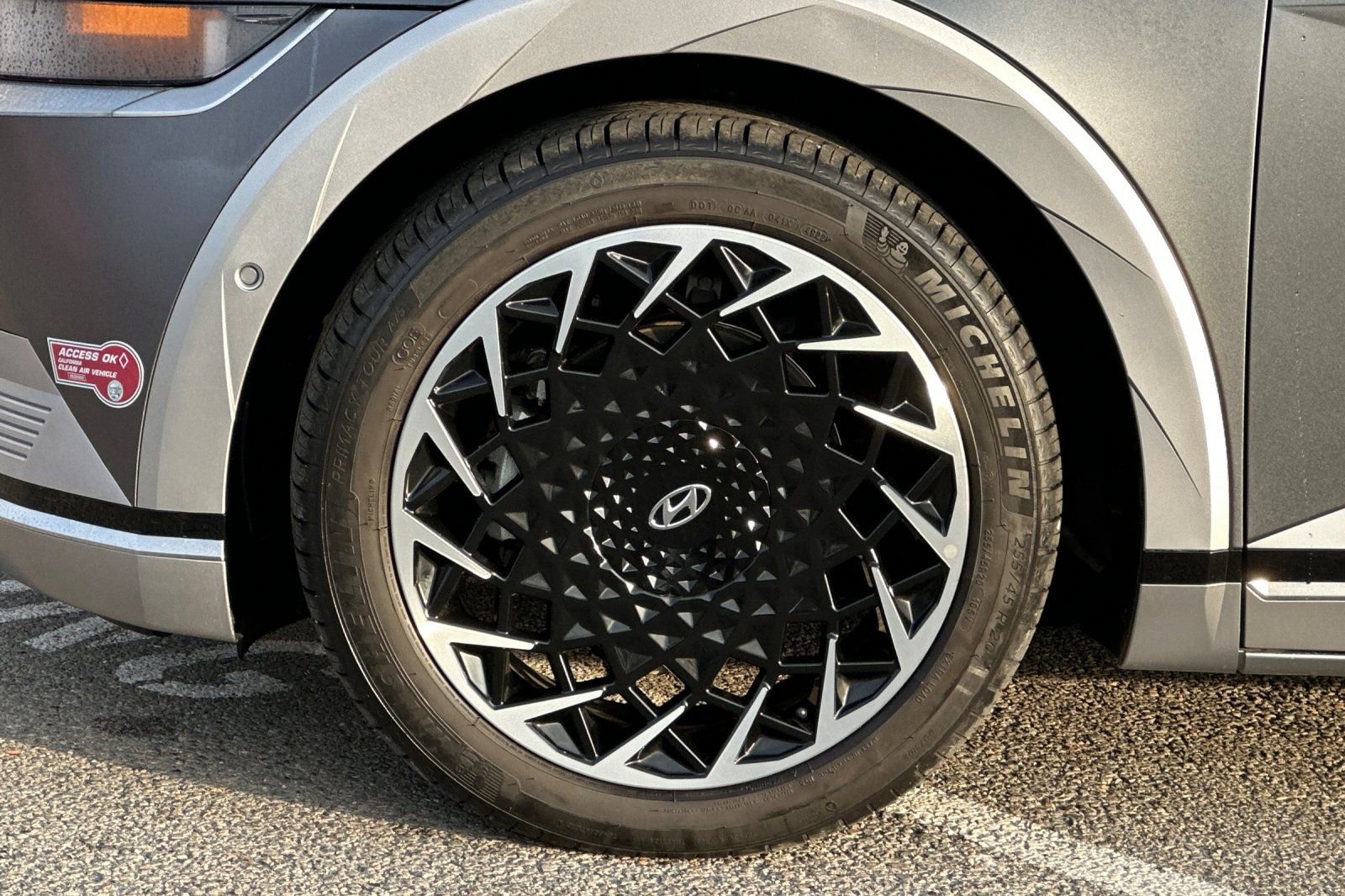 Used 2023 Hyundai Ioniq 5 Limited w/ Cargo Package image 31