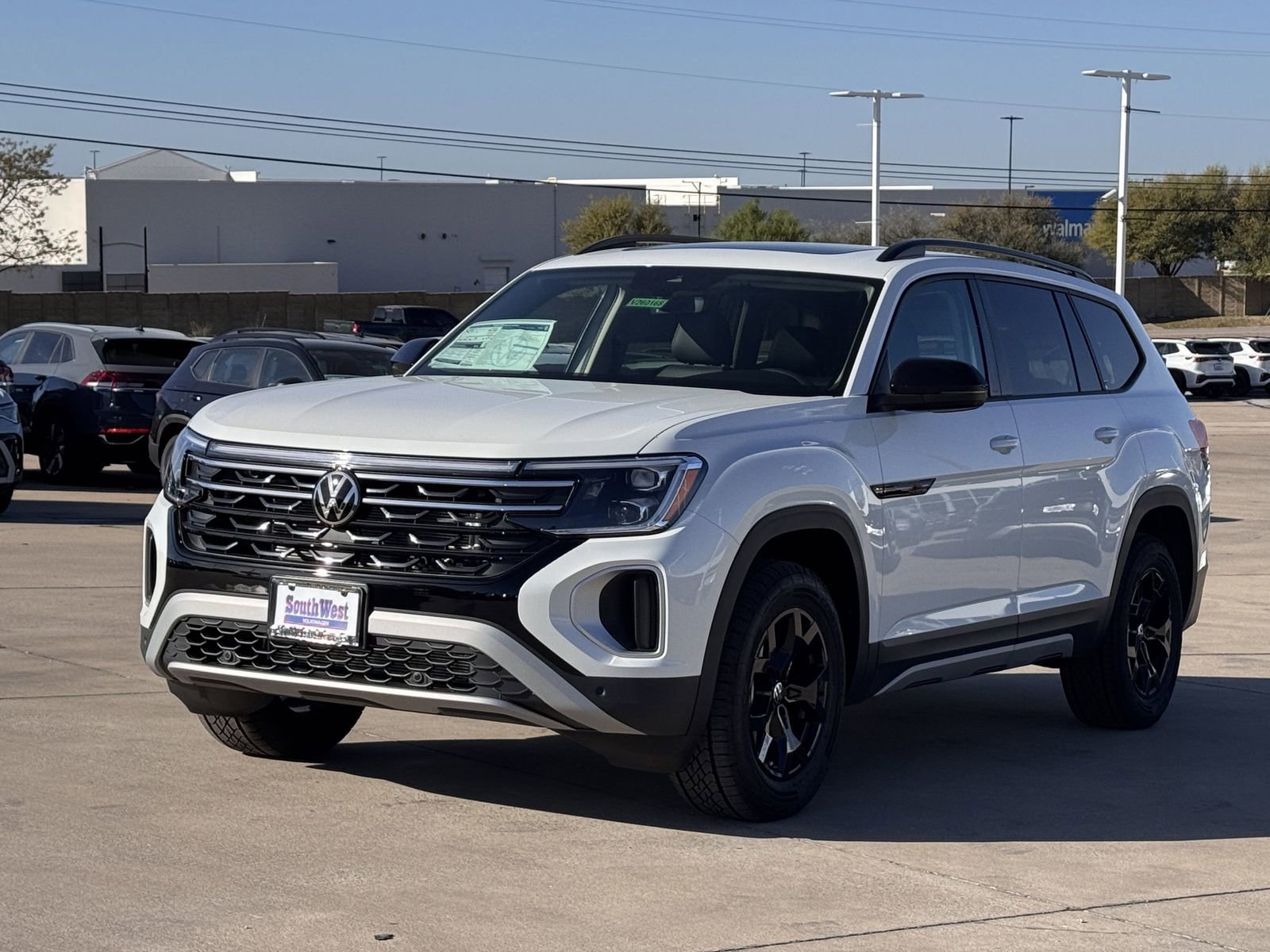 New 2026 Volkswagen Atlas Peak Edition image 8