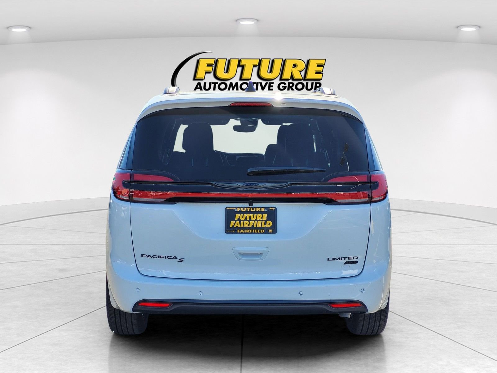 New 2026 Chrysler Pacifica Limited w/ S Appearance Package image 5