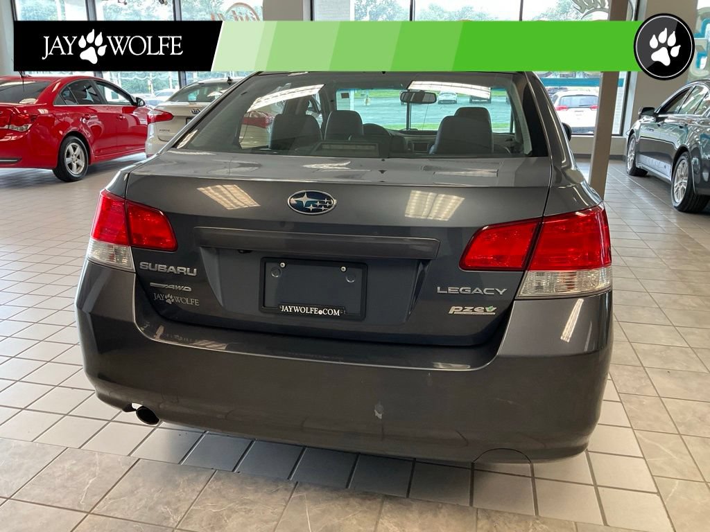 Used 2014 Subaru Legacy 2.5i Limited AWD/4WD image 5