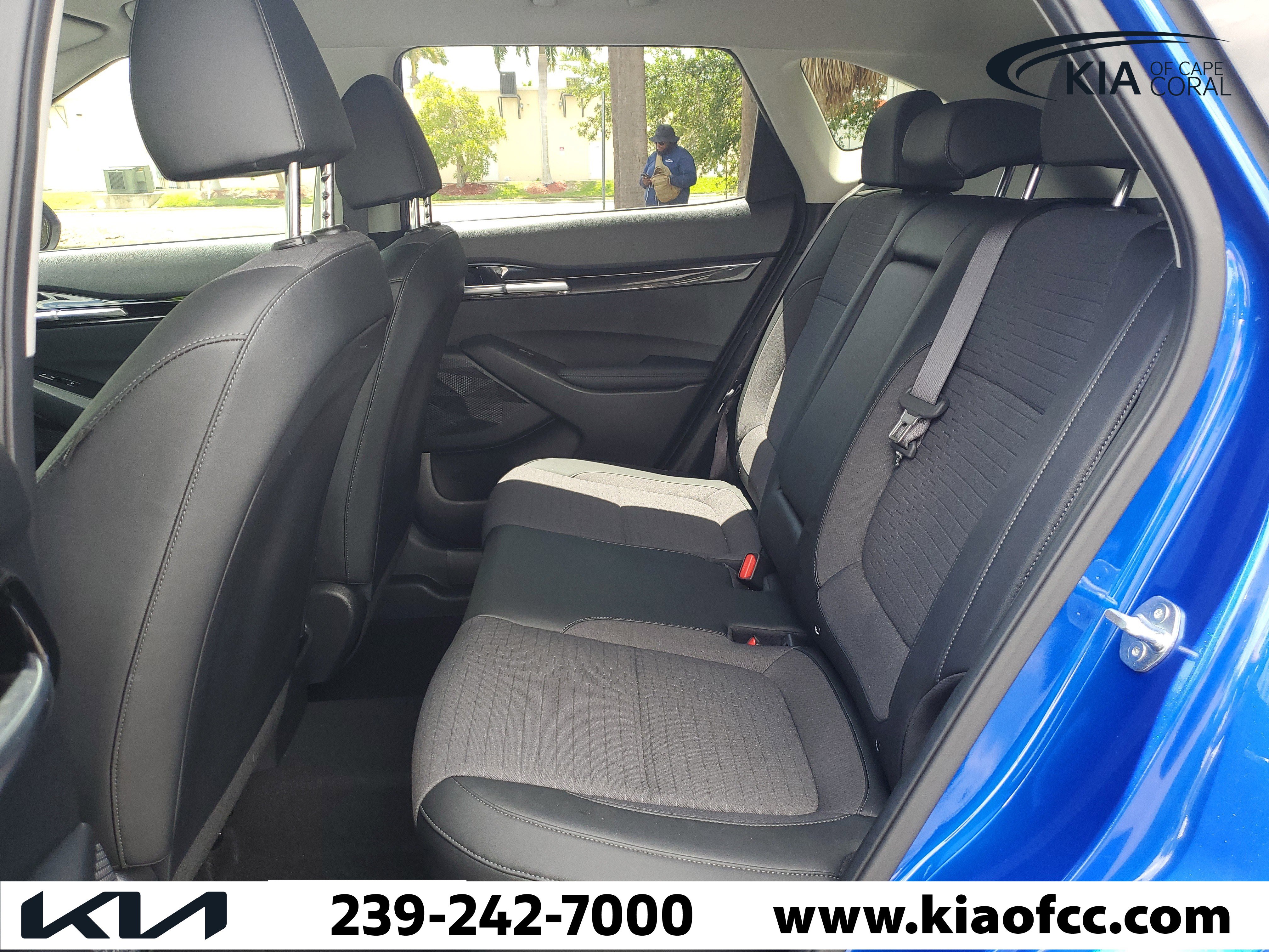 Certified 2023 Kia Seltos S FWD image 9