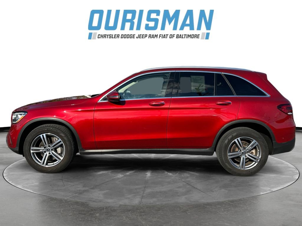 Used 2021 Mercedes-Benz GLC 300 4MATIC w/ Premium Package image 3