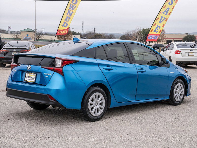Used 2022 Toyota Prius L Eco FWD image 5