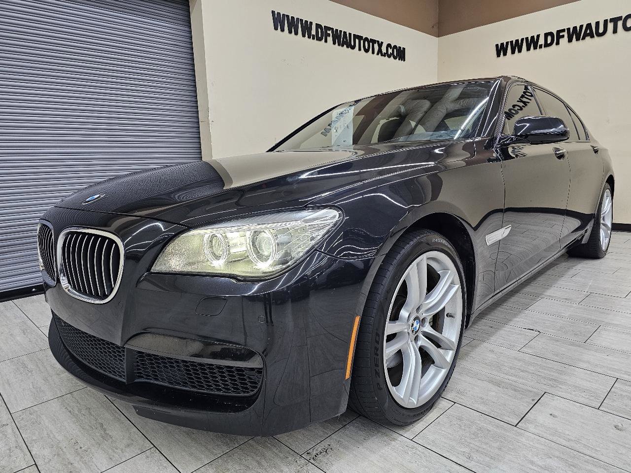 Used 2015 BMW 740Li image 2