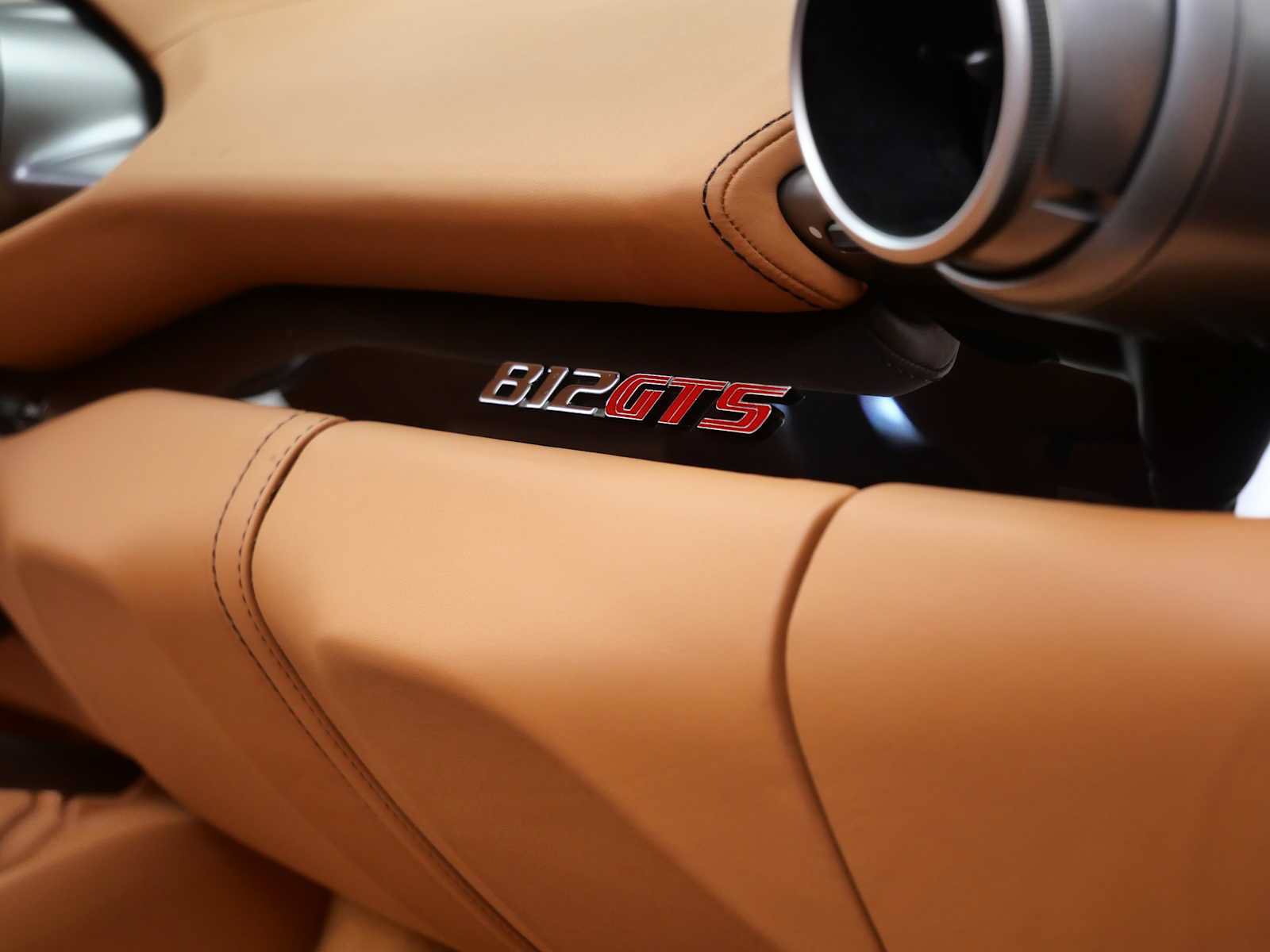 Certified 2022 Ferrari 812 GTS RWD image 19