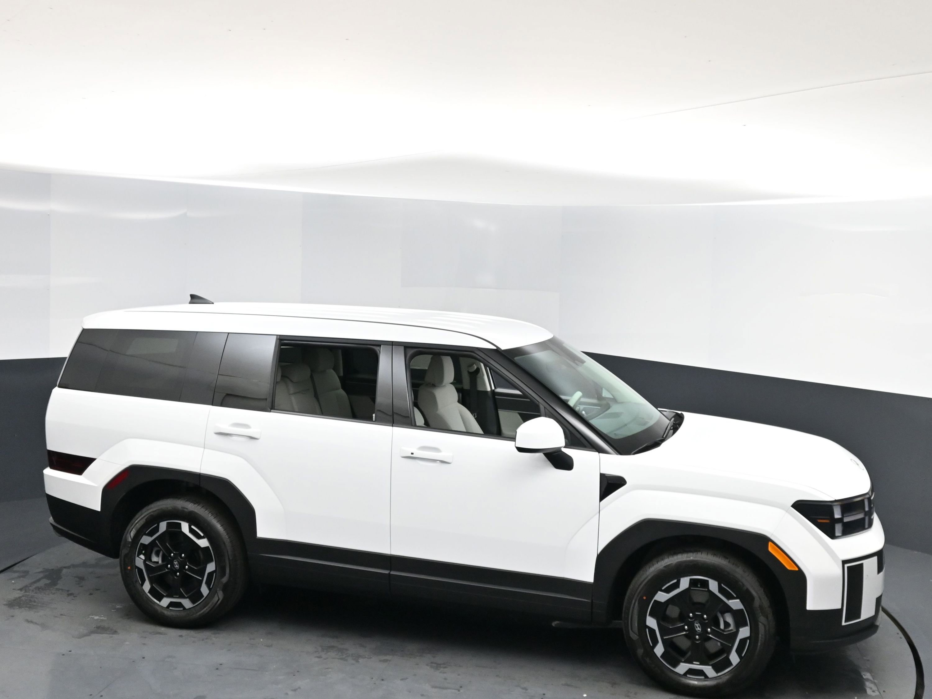 New 2026 Hyundai Santa Fe SE image 7