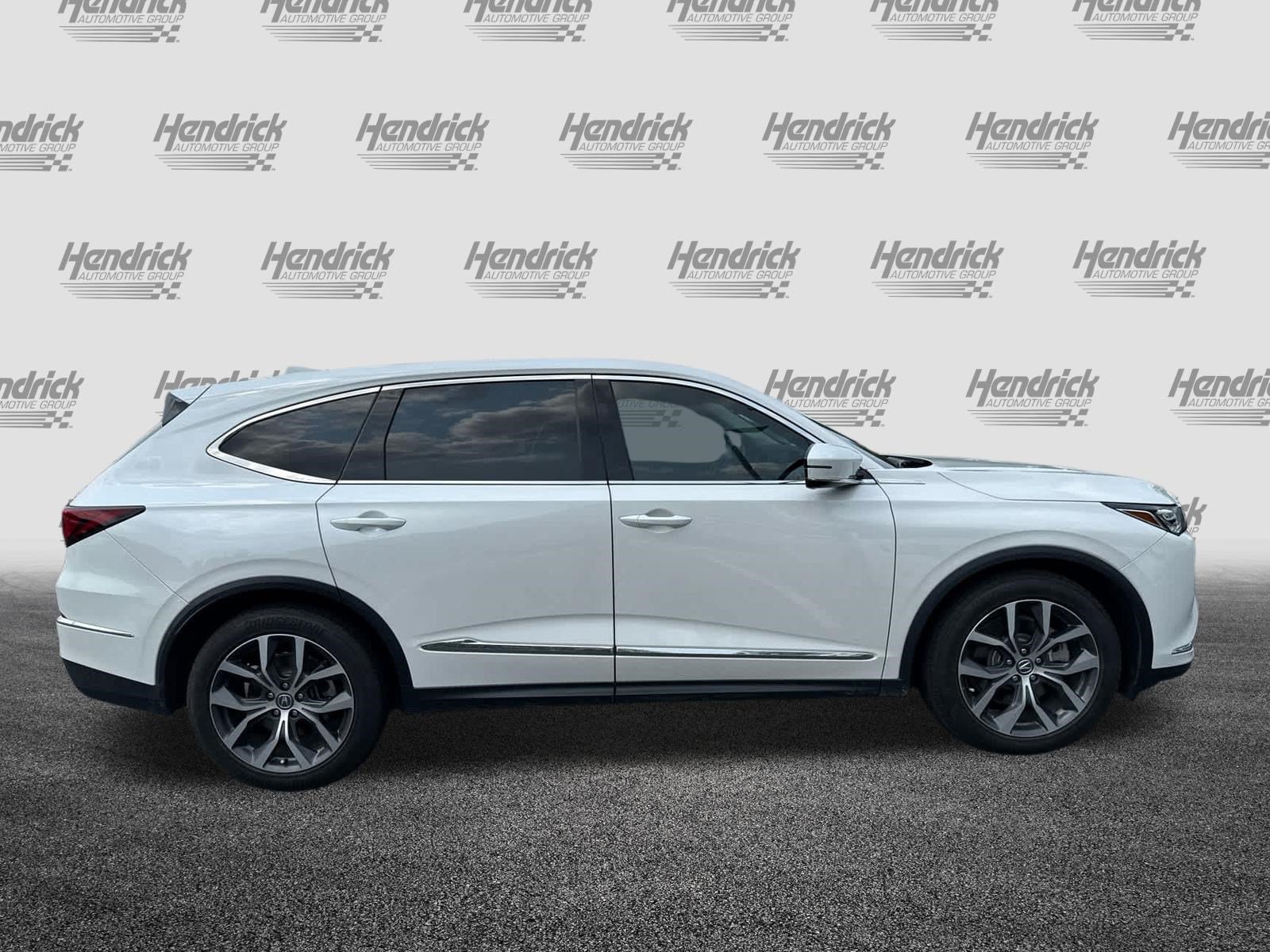 Used 2024 Acura MDX FWD w/ Technology Package image 9