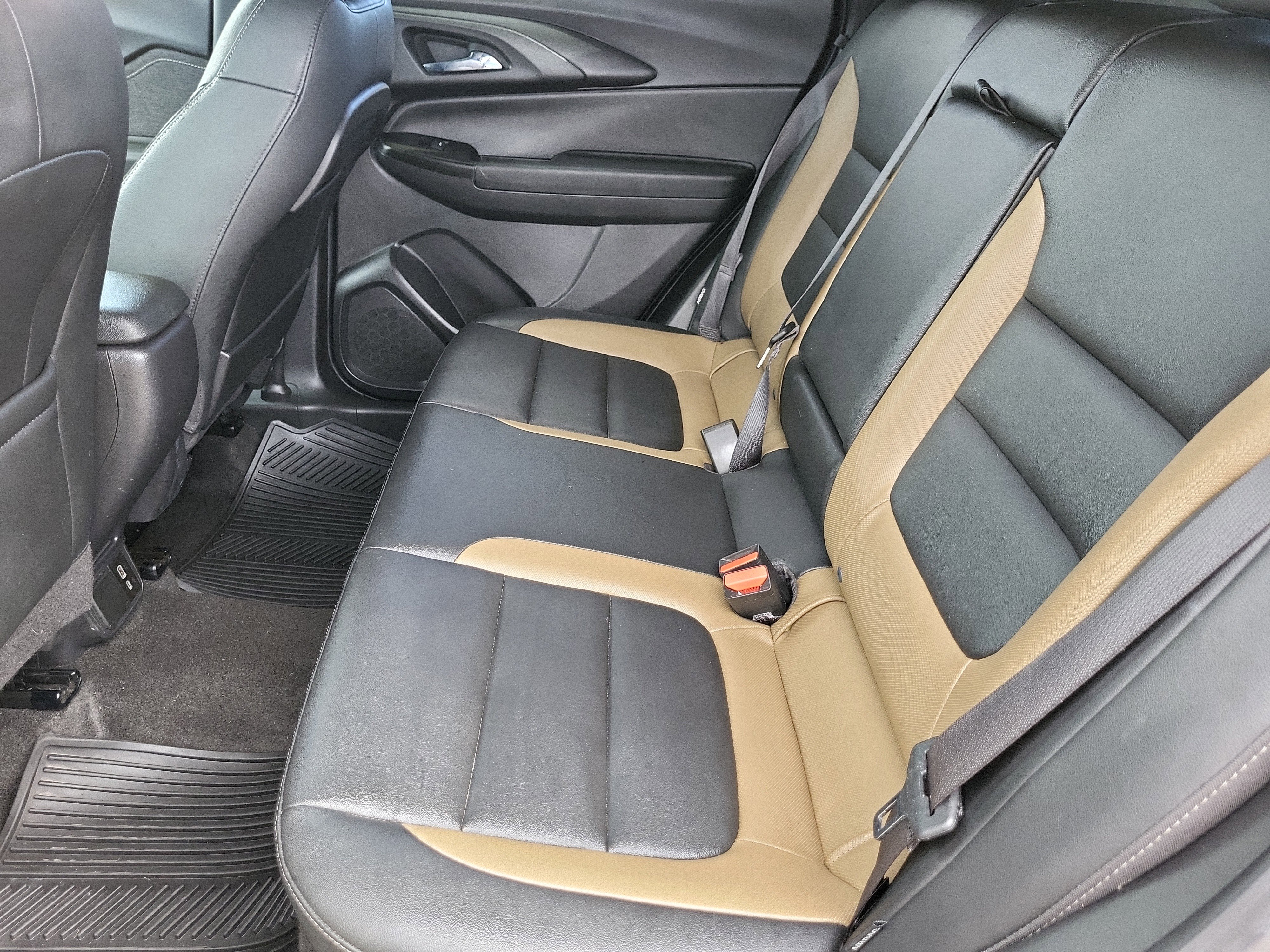 Used 2022 Chevrolet TrailBlazer ACTIV w/ Sun and Liftgate Package image 15